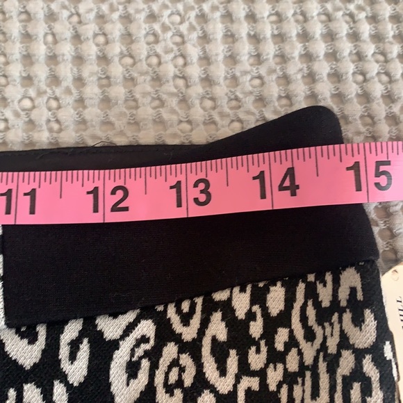 TRINA TURK Blk/Wt Lined Mini Skirt Sz 2 ~NWT - Picture 8 of 8